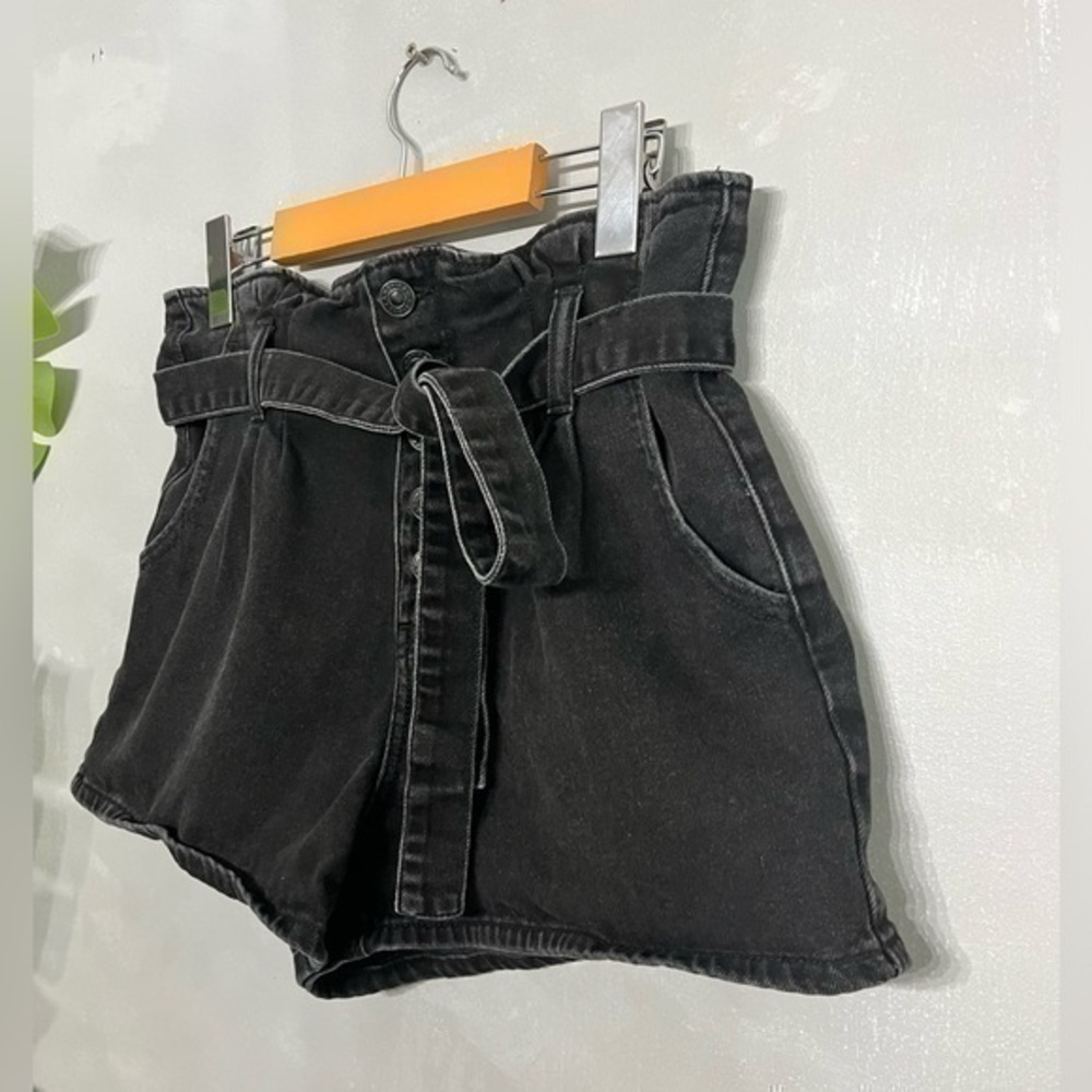 3/$30 _ AMERICAN EAGLE | AE Paperbag Denim Mom Short faded black sz 6- small